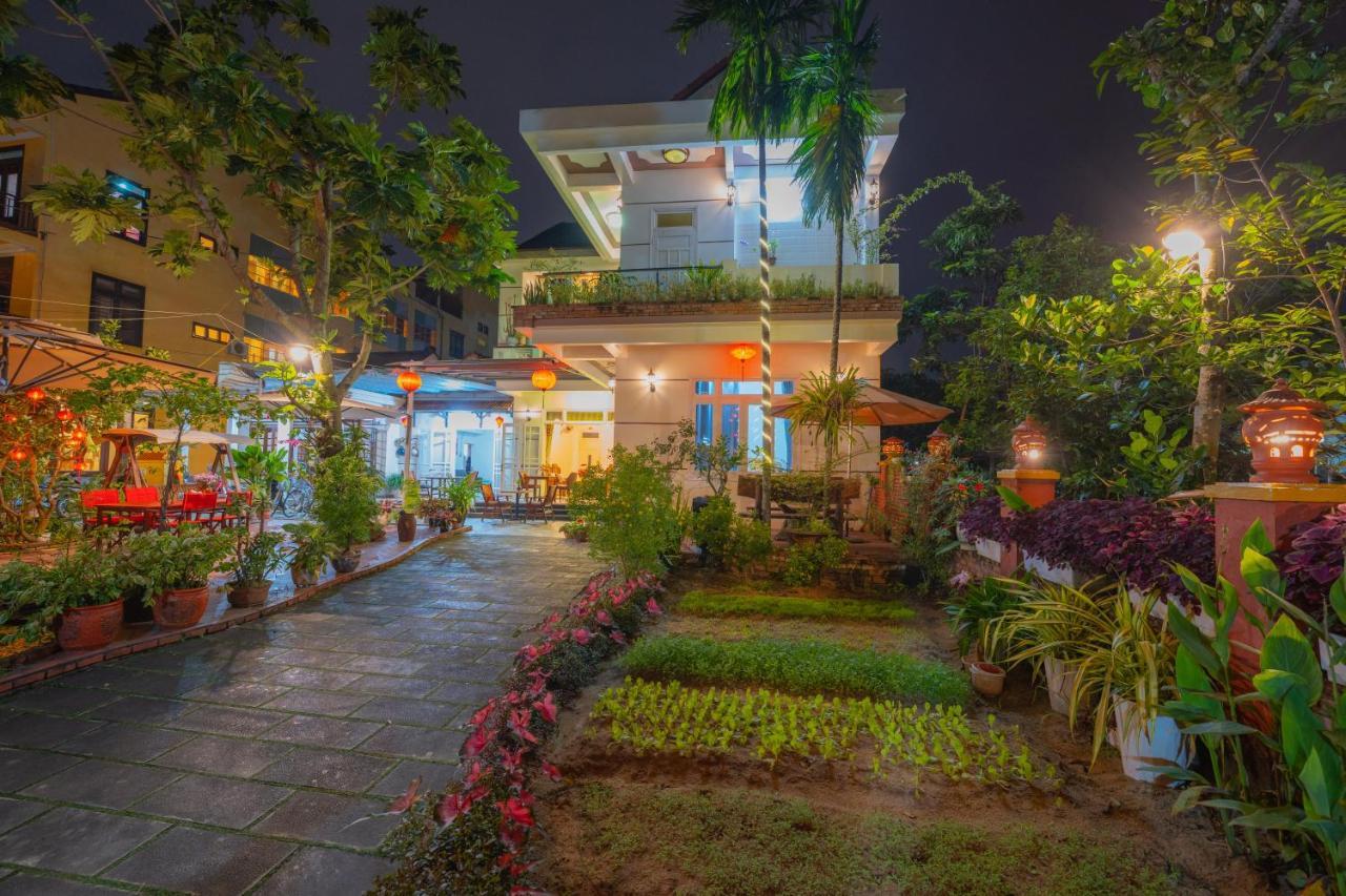 Strawberry Garden Homestay Hoi An Exteriör bild